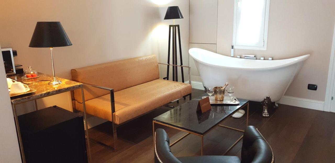 Pensión Althea Roof Terrace 3*